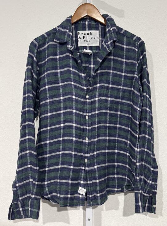 Frank & Eileen Tops - FRANK & EILEEN BARRY Button-Up Shirt size S 100% Linen *Flaw*
